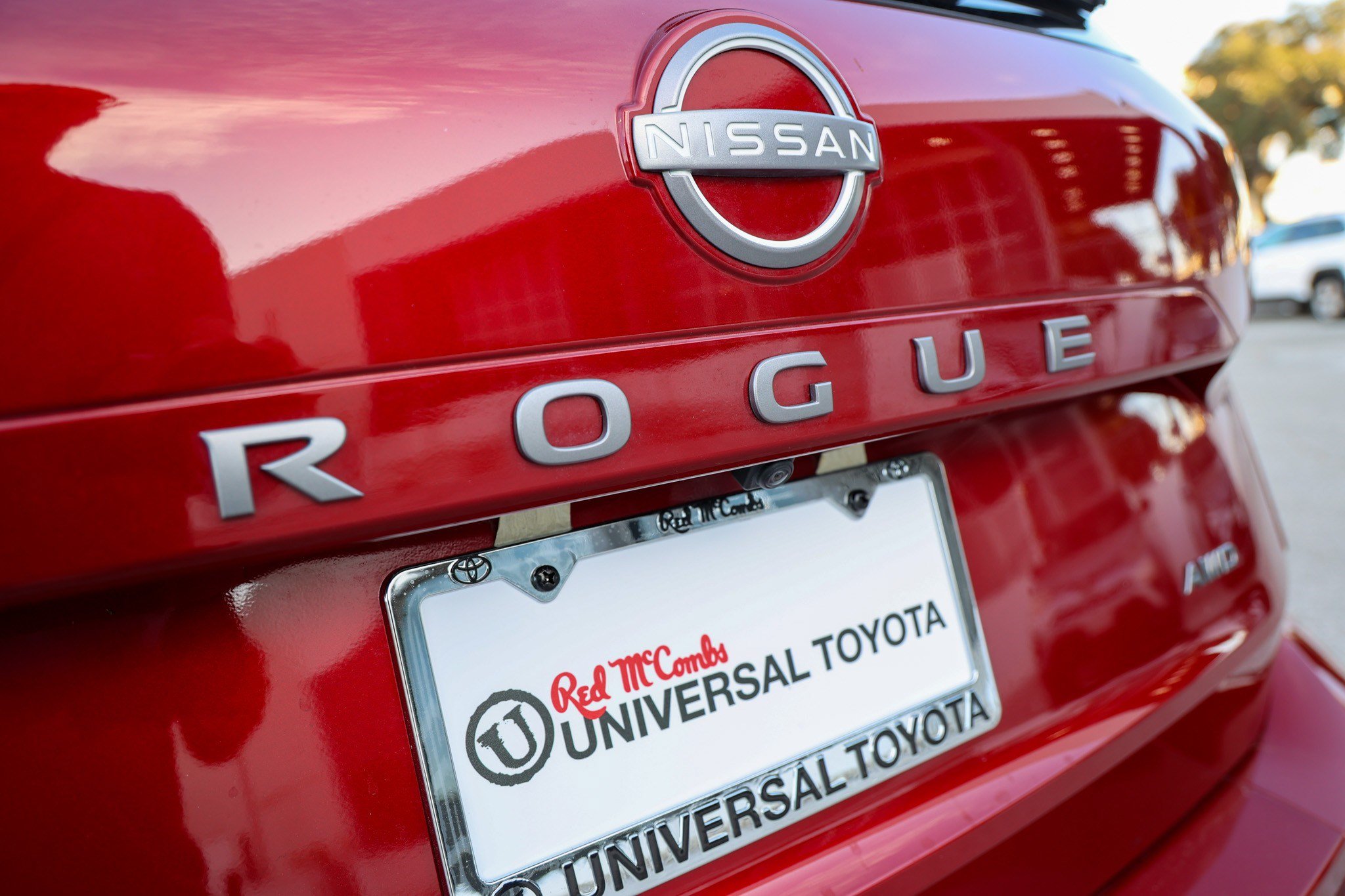 Used 2025 Nissan Rogue S AWD/4WD image 12