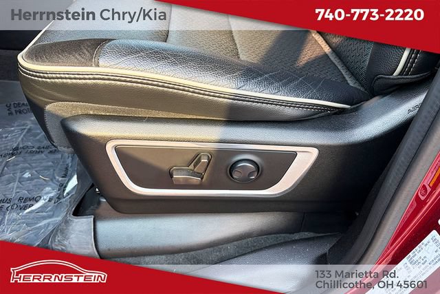 Used 2023 RAM 1500 Laramie AWD/4WD image 14