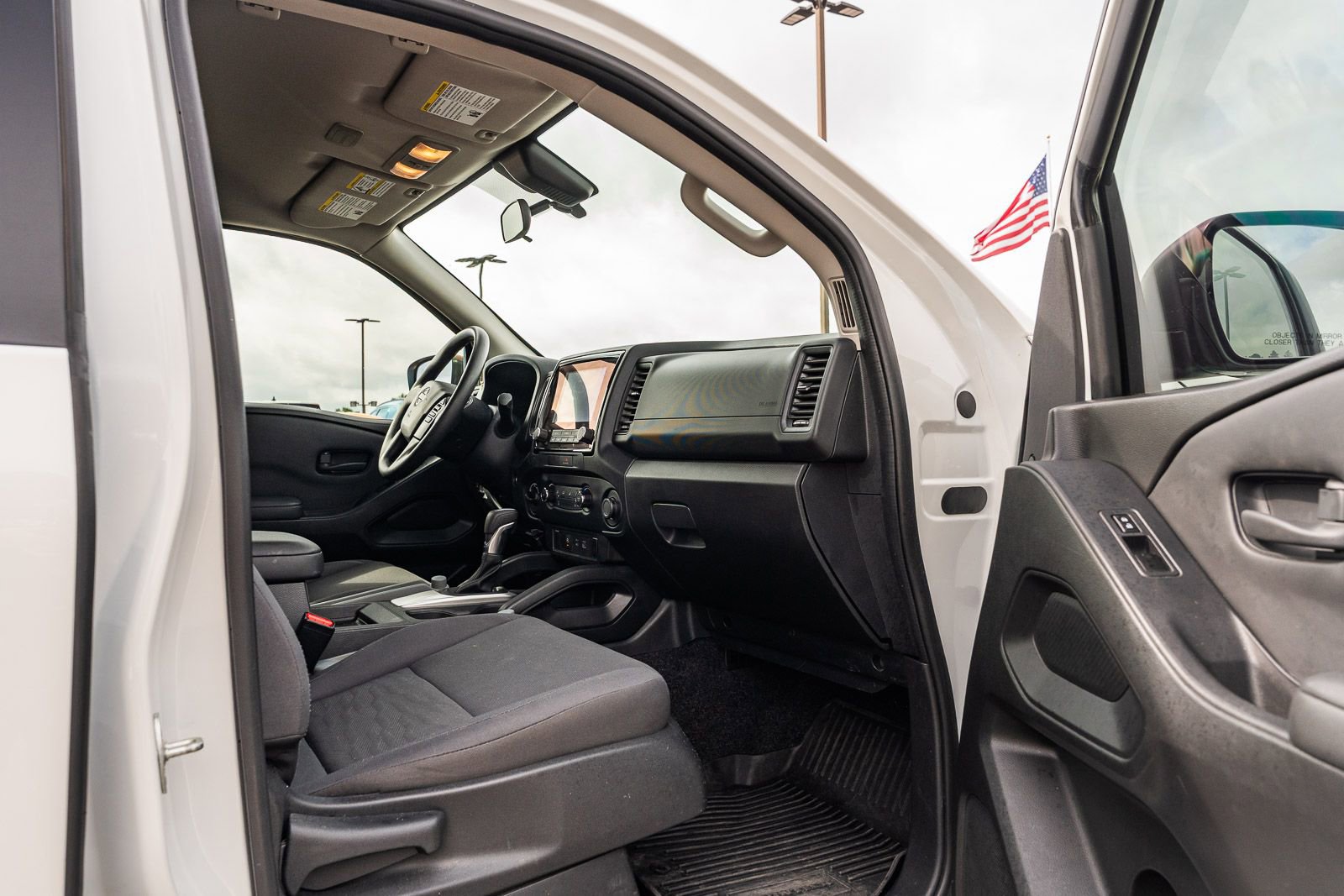 Used 2022 Nissan Frontier S w/ Technology Package AWD/4WD image 12