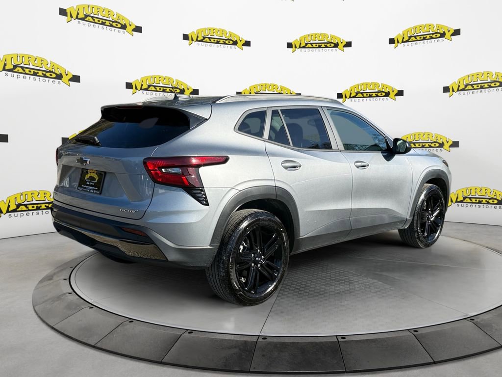 Used 2025 Chevrolet Trax ACTIV w/ Driver Confidence Package image 5
