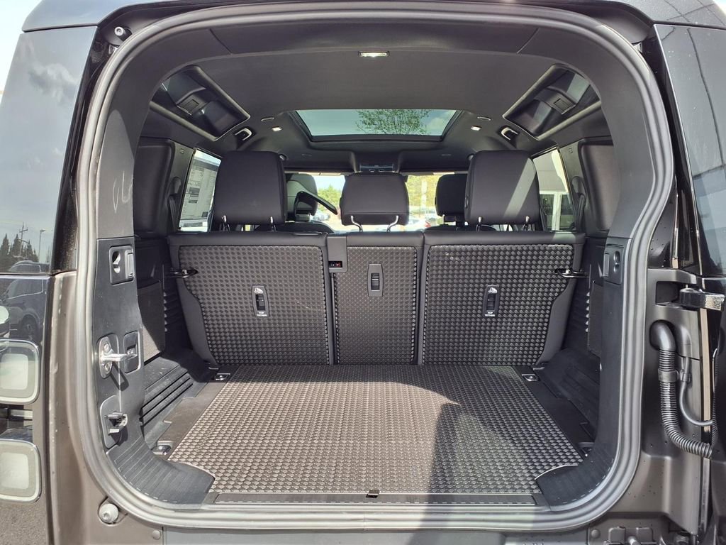New 2026 Land Rover Defender 110 S AWD/4WD image 26