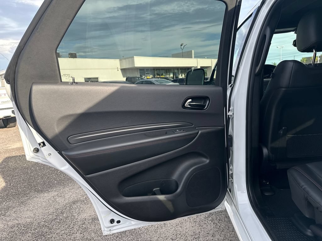 Used 2025 Dodge Durango GT AWD/4WD image 14
