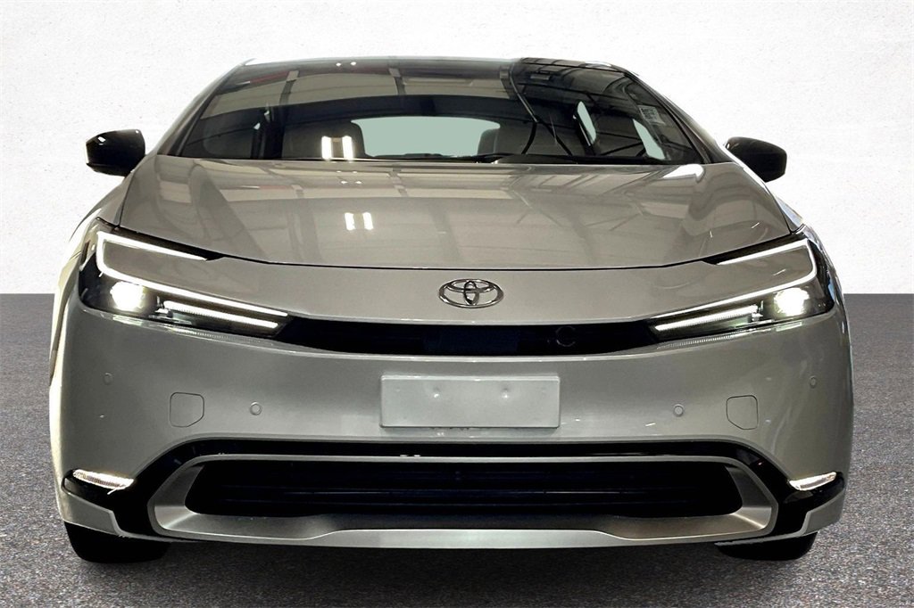 New 2026 Toyota Prius Plug-In Hybrid w/ Limited Premium Package image 9