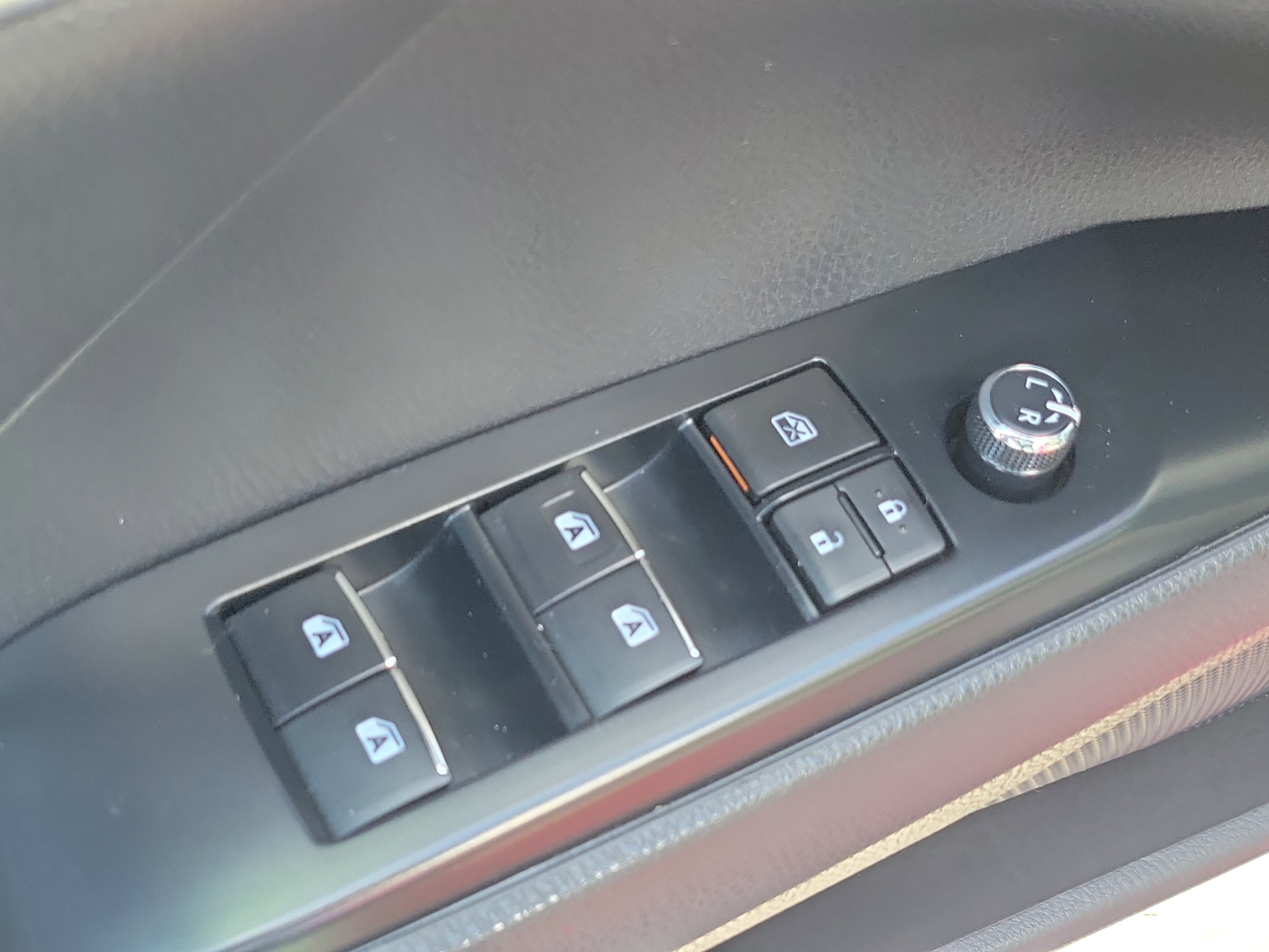 Certified 2020 Toyota Camry XSE image 17