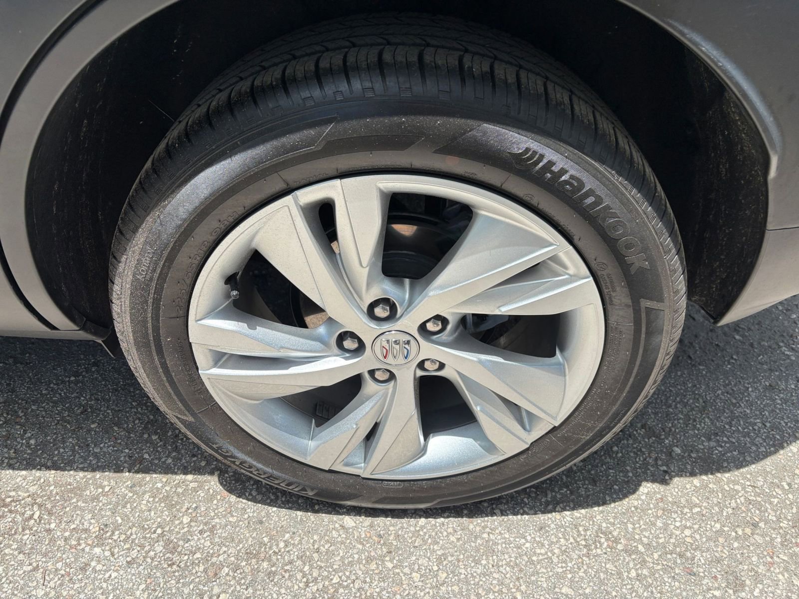 Used 2025 Buick Encore GX Preferred FWD image 29