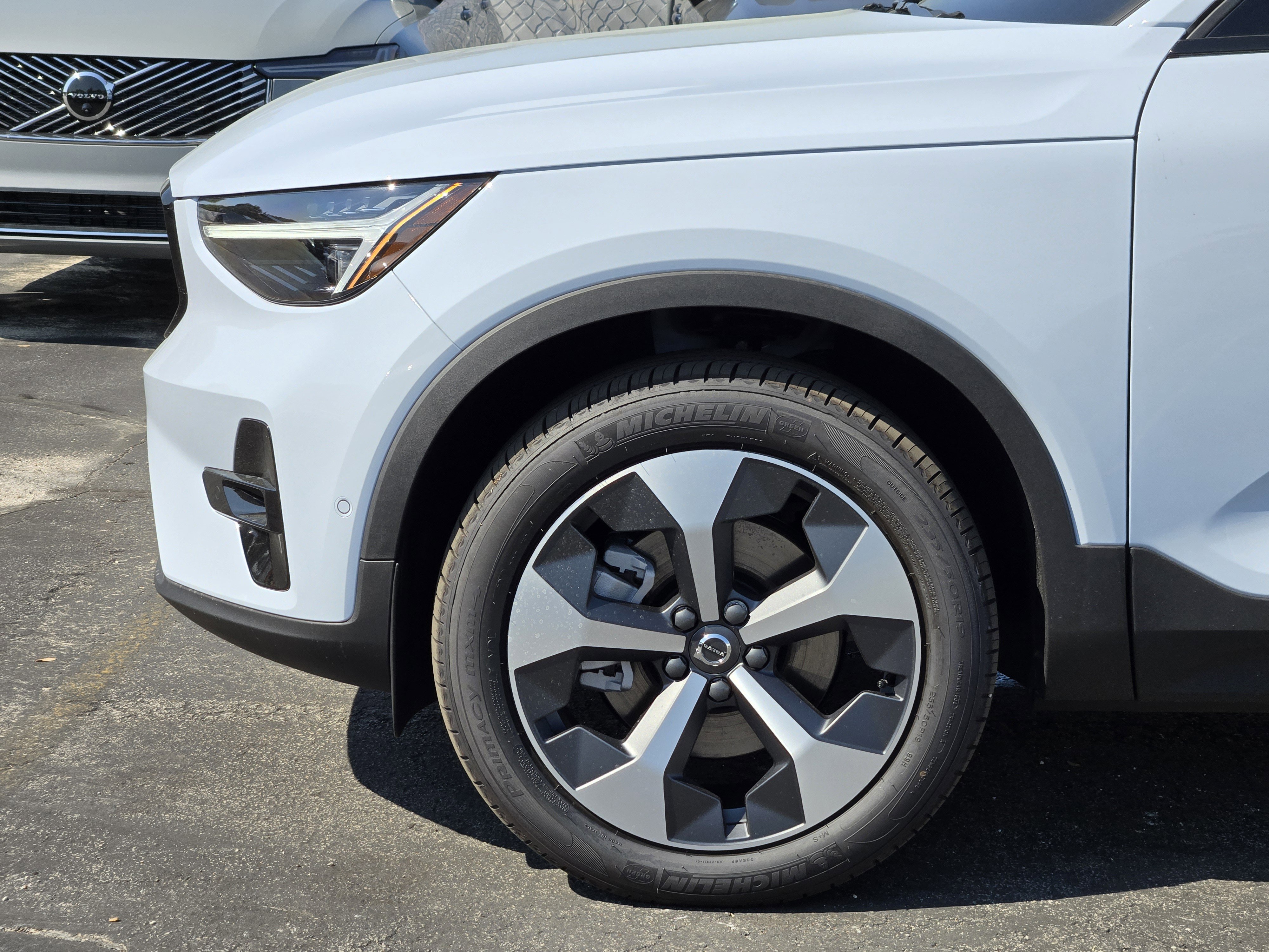 New 2026 Volvo XC40 B5 Plus w/ Protection Package Premier image 11