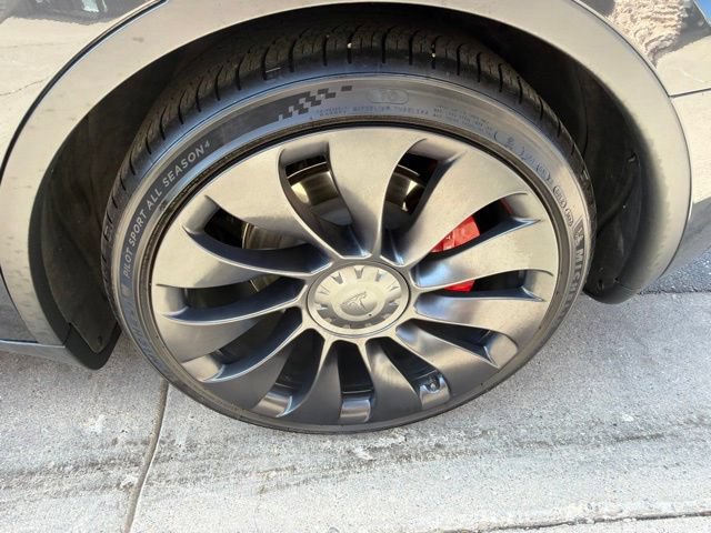 Used 2024 Tesla Model Y Performance AWD/4WD image 12