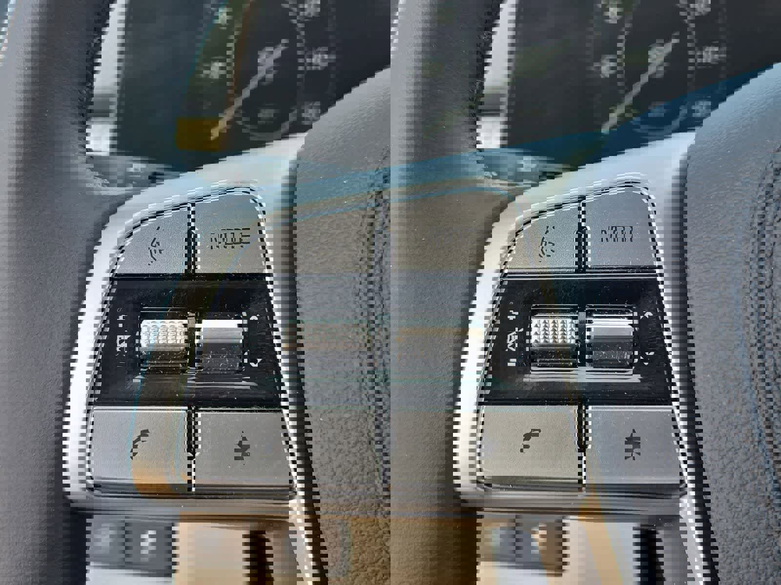 Certified 2025 Kia Telluride SX AWD/4WD image 23