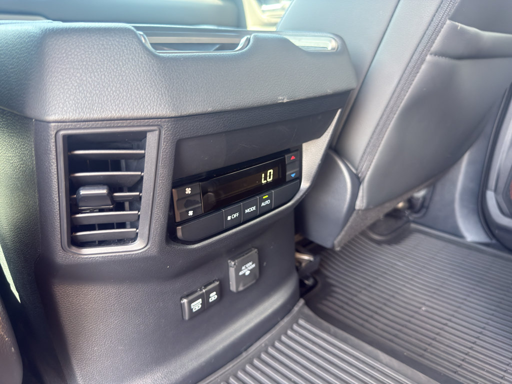 Used 2025 Toyota Sequoia Limited AWD/4WD image 11