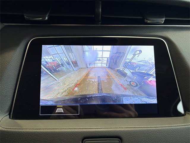 Certified 2023 Cadillac XT4 Luxury w/ Cold Weather Package image 23