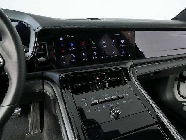 Certified 2024 Porsche Panamera 4 AWD/4WD image 12