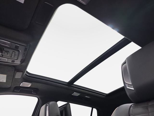 Certified 2023 Cadillac Escalade Premium Luxury Platinum image 27