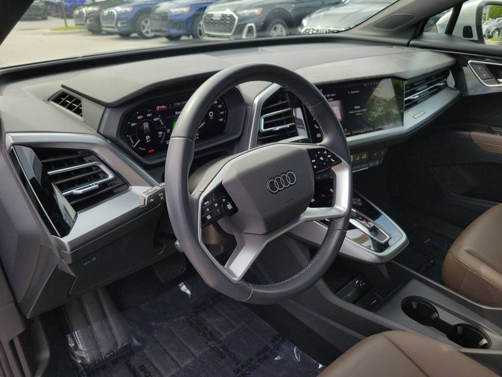 Certified 2023 Audi Q4 e-tron Premium w/ Convenience Package AWD/4WD image 7