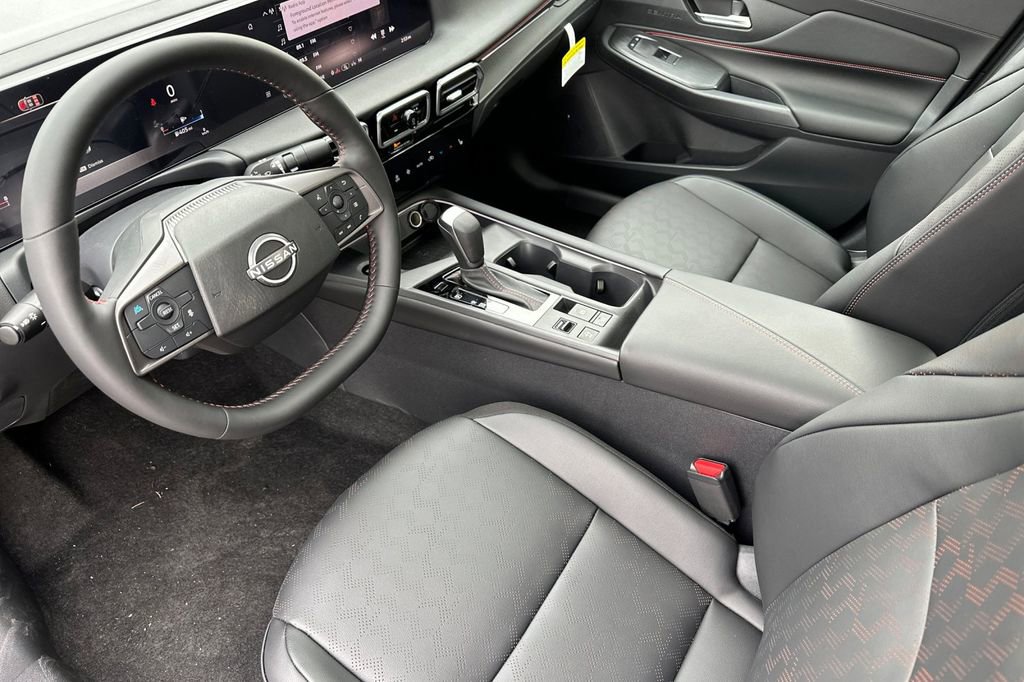 New 2026 Nissan Sentra SR w/ SR Premium Package image 10