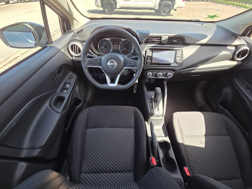 Used 2022 Nissan Versa S FWD image 6