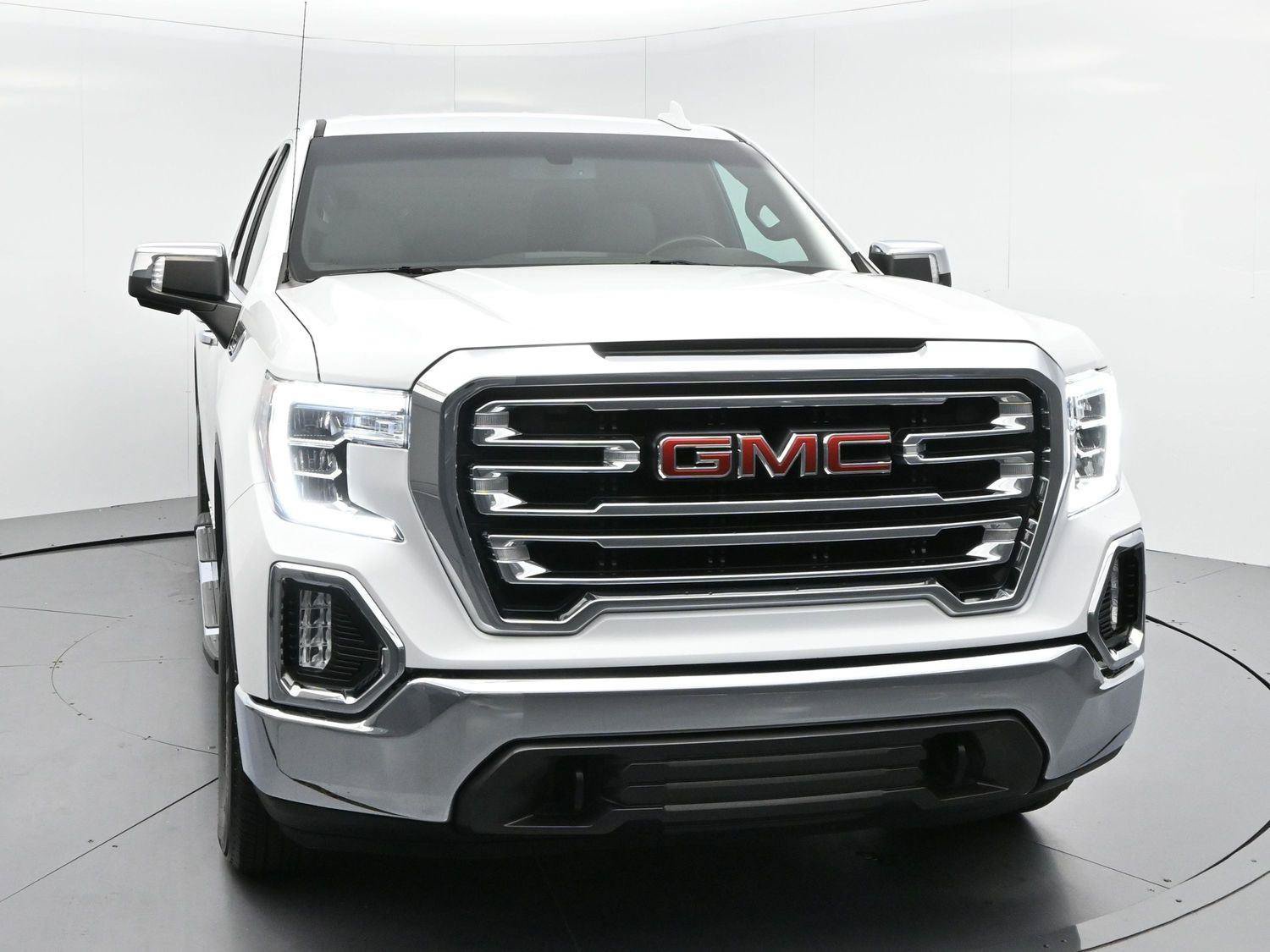 Used 2022 GMC Sierra 1500 SLT AWD/4WD image 2