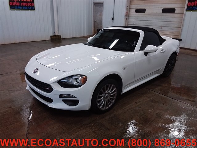 Used 2018 FIAT 124 Spider Classica w/ Technology Group RWD image 4
