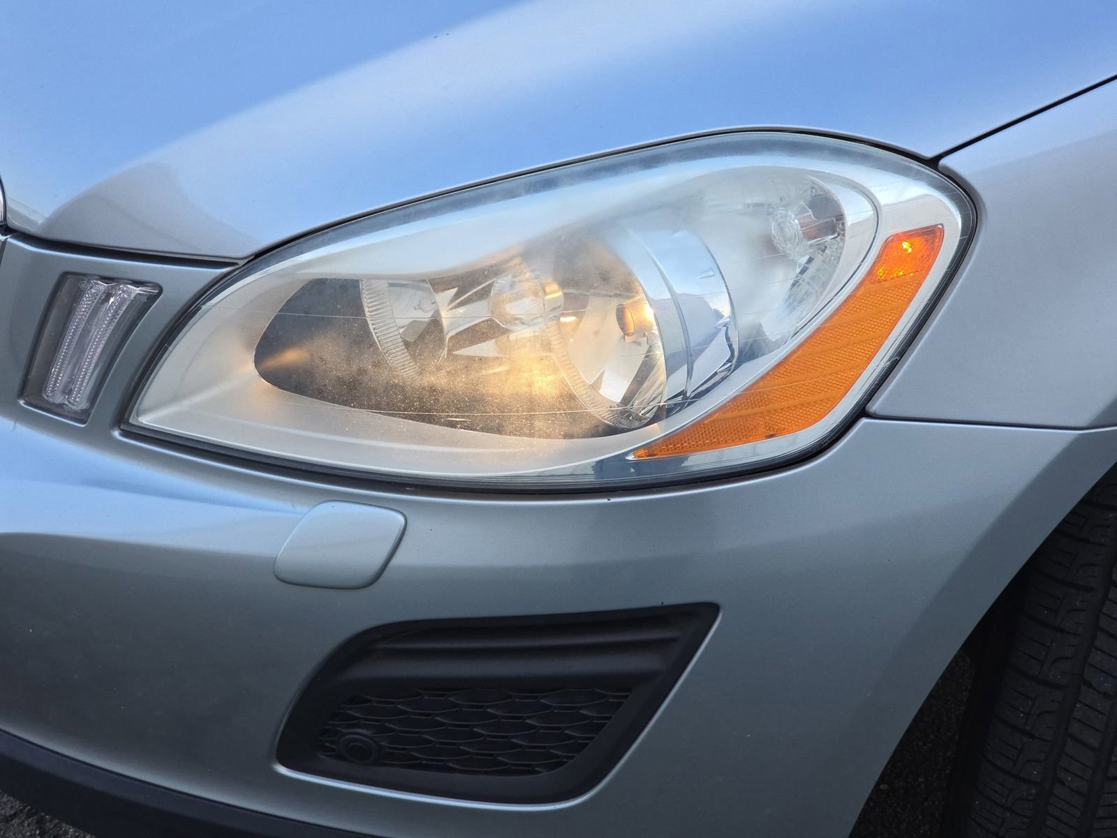 Used 2011 Volvo XC60 3.2 R-Design image 33