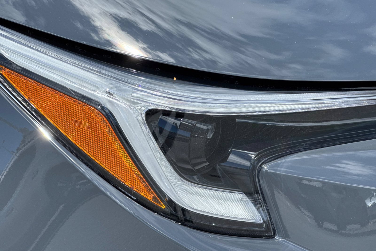 New 2026 Toyota Corolla XLE FWD image 31