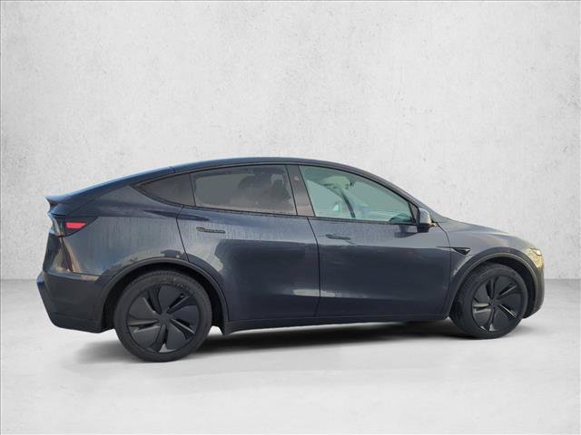 Used 2026 Tesla Model Y 2WD image 4