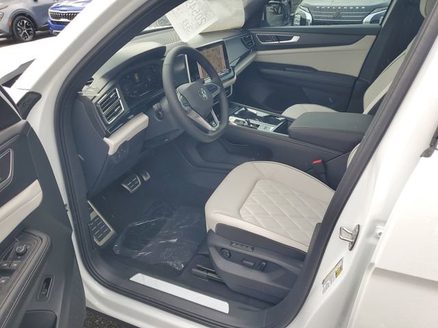 New 2026 Volkswagen Atlas Cross Sport SEL Premium R-Line AWD/4WD image 18