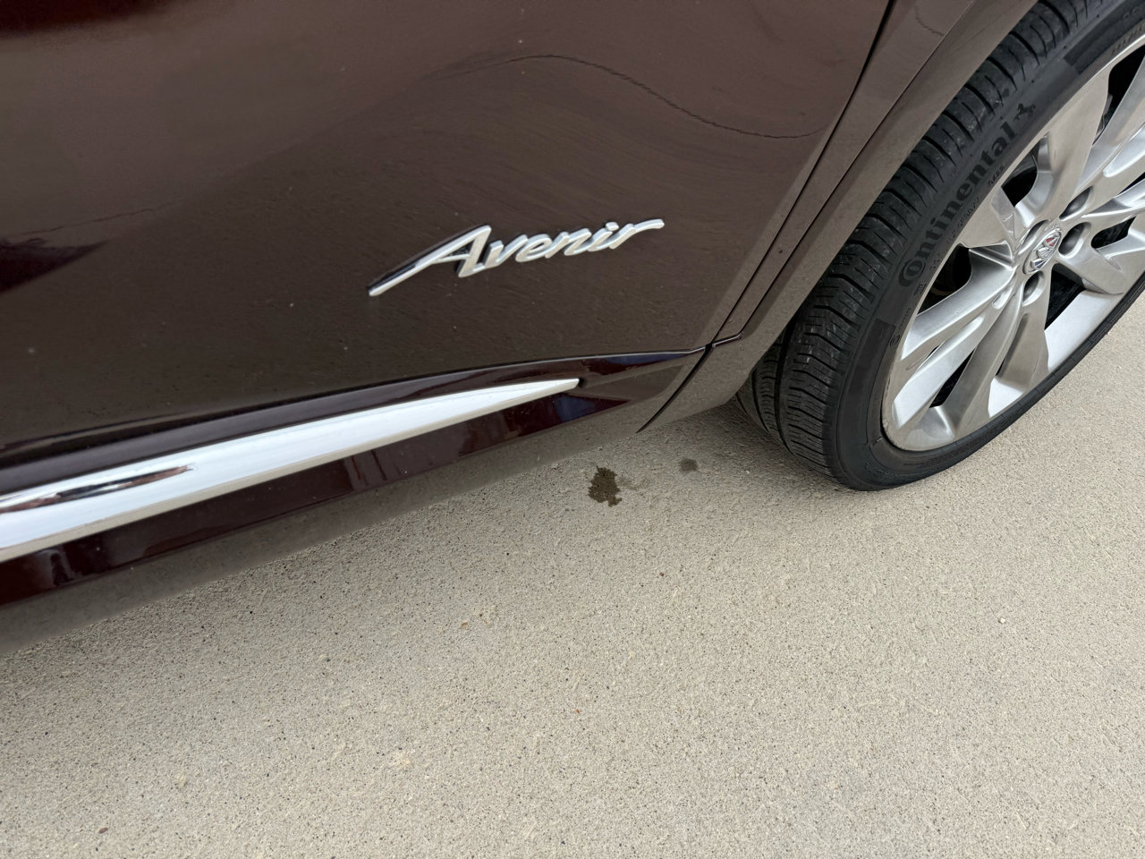 Used 2022 Buick Envision Avenir w/ Technology Package II image 15