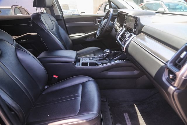 Used 2023 Kia Sorento S FWD image 17