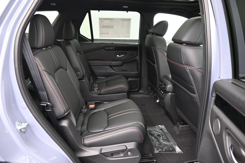 New 2026 Honda Pilot TrailSport image 37