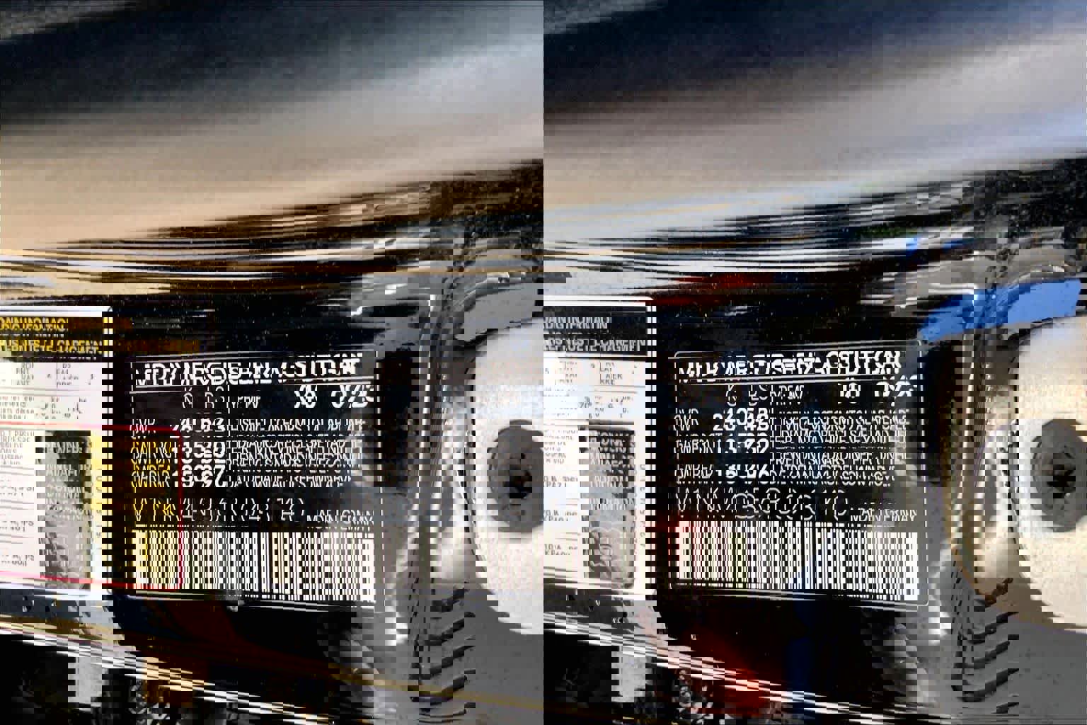 Used 2024 Mercedes-Benz GLC 300 image 34