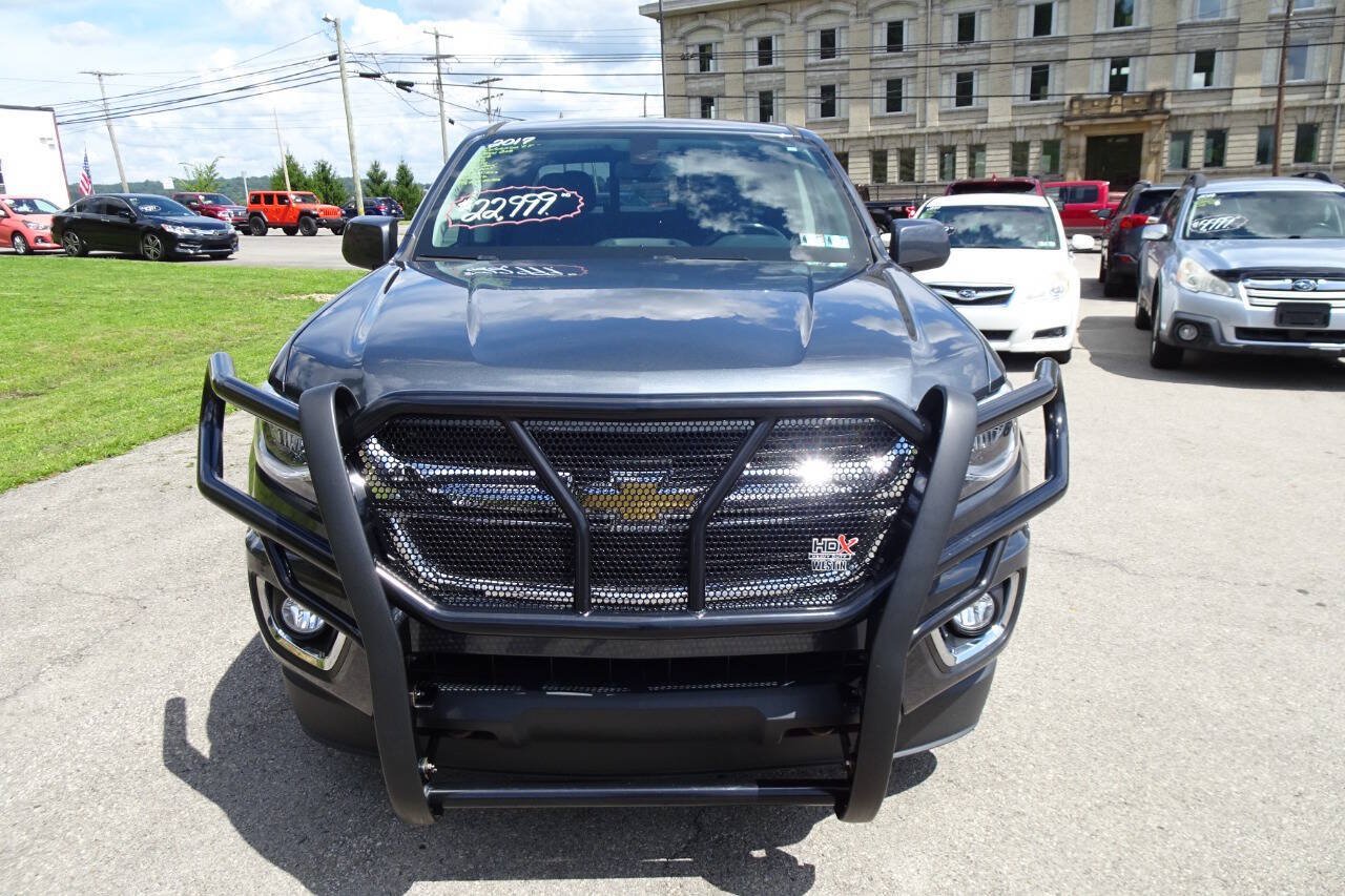 Used 2017 Chevrolet Colorado LT w/ LT Convenience Package AWD/4WD image 3