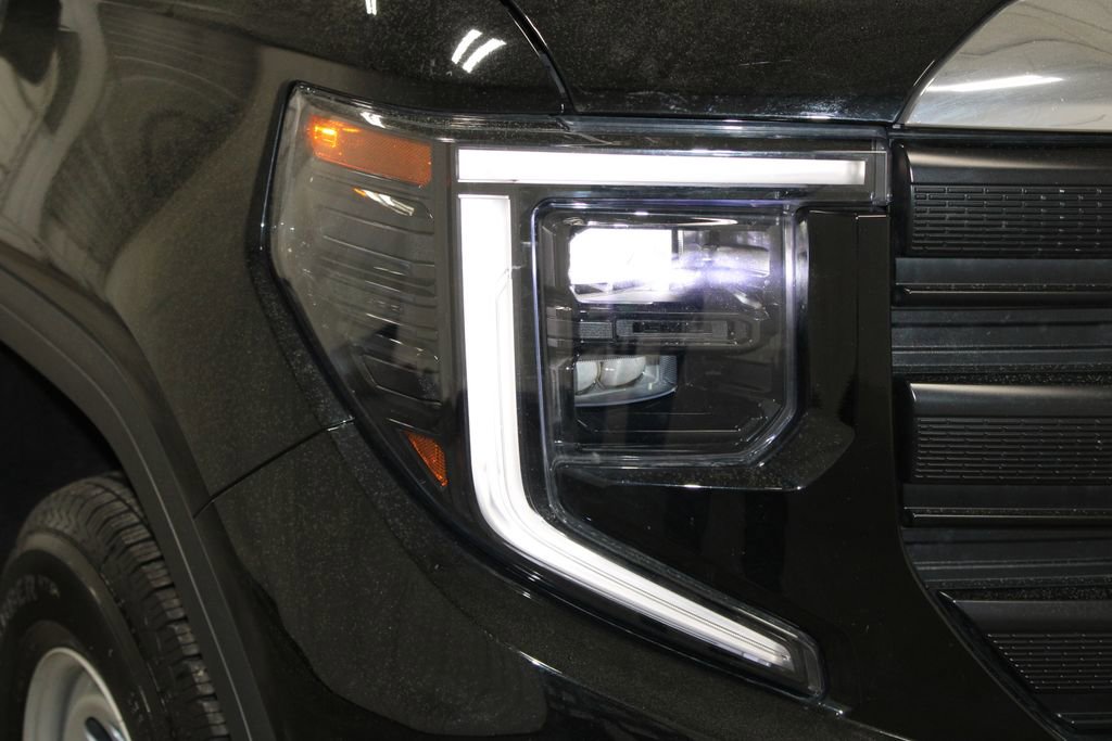 Used 2023 GMC Sierra 1500 Pro w/ Pro Value Package image 11