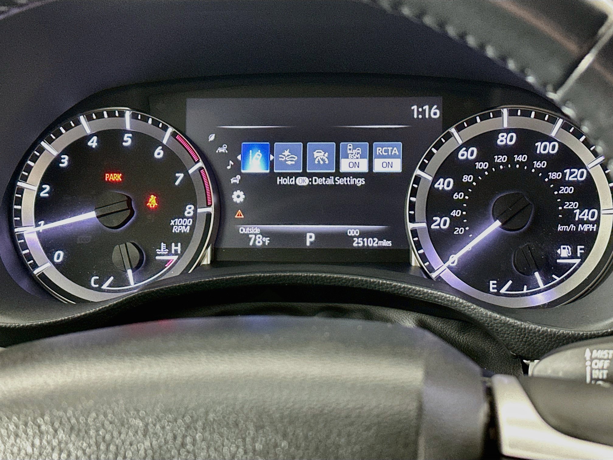 Used 2023 Toyota Highlander XLE FWD image 19