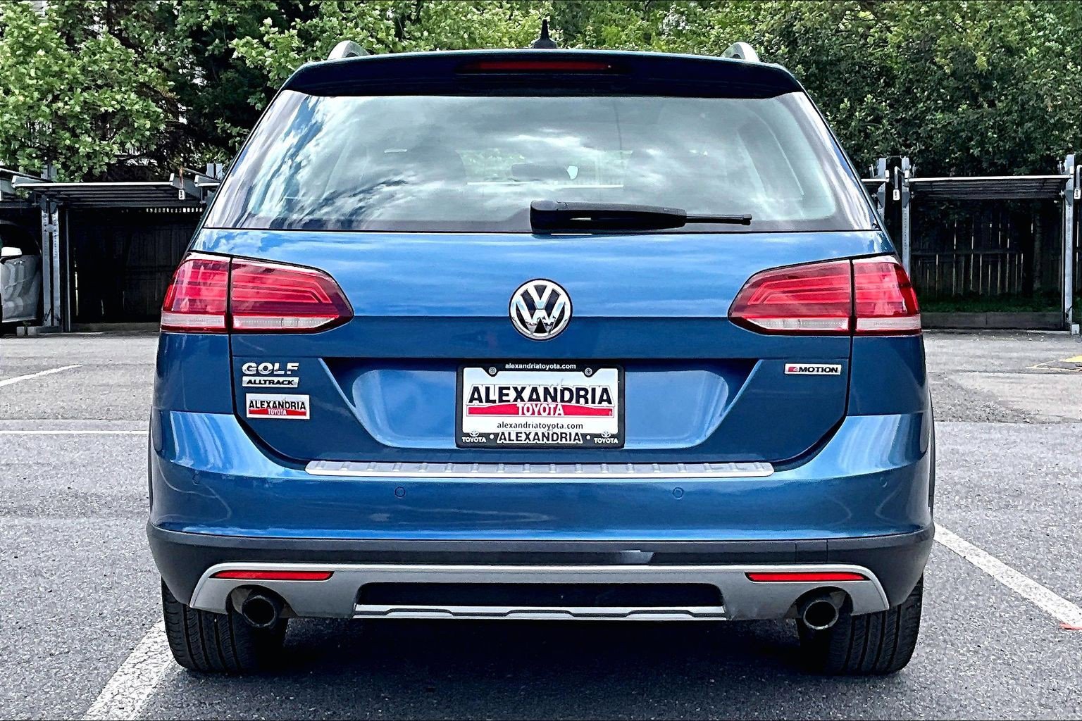 Used 2019 Volkswagen Golf Alltrack SE AWD/4WD image 4