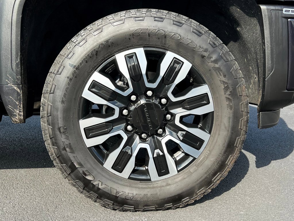 Used 2024 GMC Sierra 2500 Denali Ultimate image 19