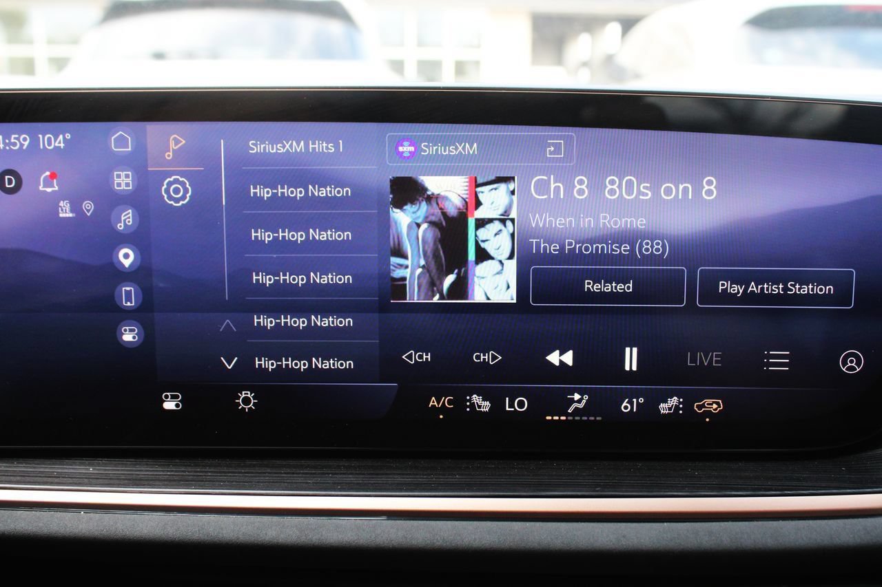 Used 2025 Buick Envision Sport Touring AWD/4WD image 21