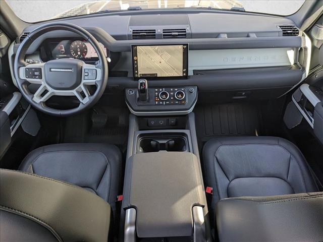 Used 2023 Land Rover Defender 130 X-Dynamic SE AWD/4WD image 18
