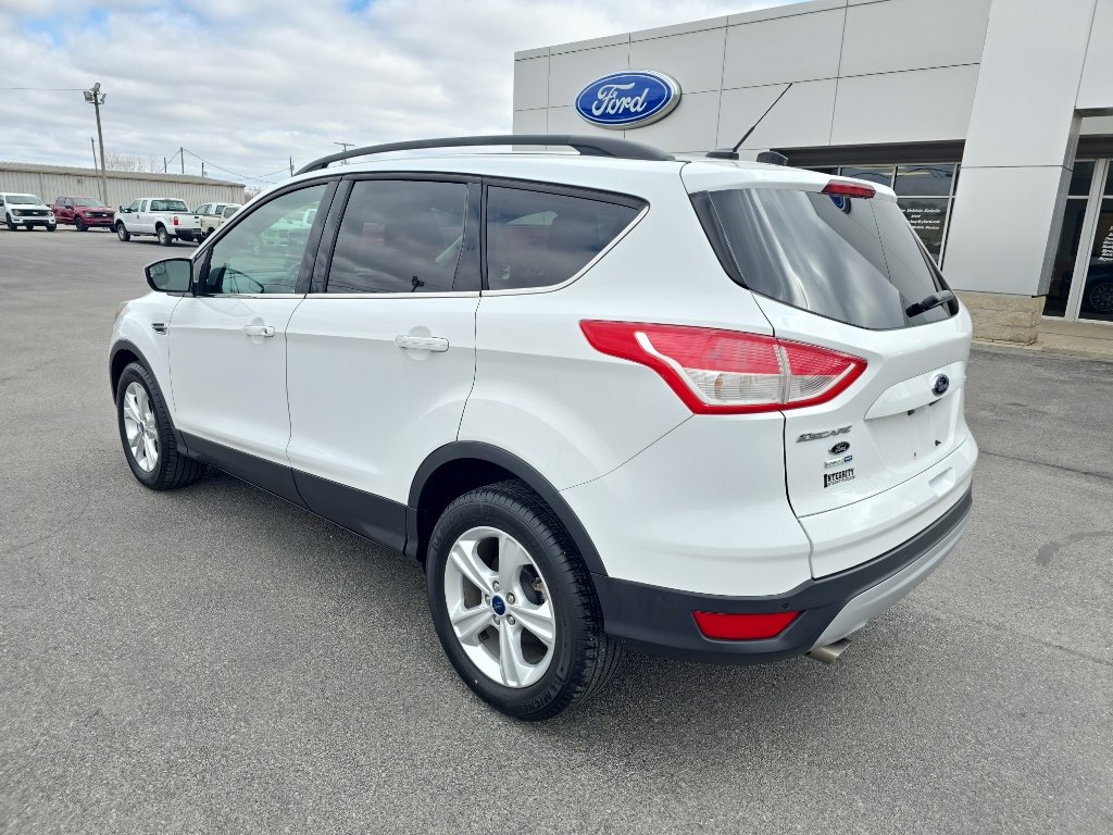 Used 2015 Ford Escape SE w/ Equipment Group 201A image 8