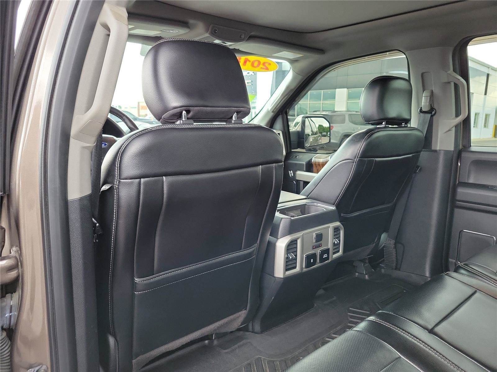 Used 2018 Ford F150 Lariat w/ Equipment Group 502A Luxury AWD/4WD image 13