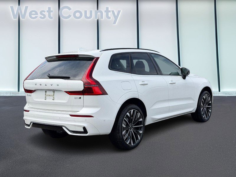 New 2026 Volvo XC60 B5 Ultra w/ Climate Package AWD/4WD image 3