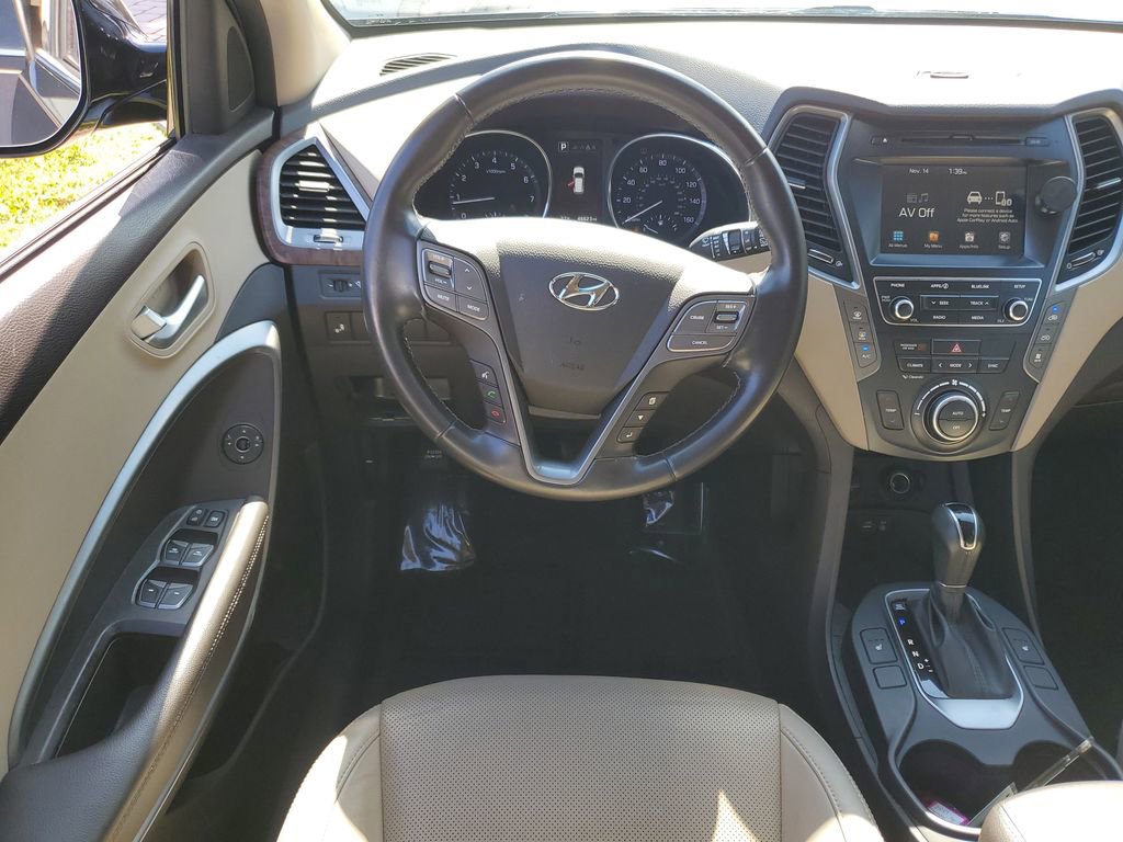 Used 2017 Hyundai Santa Fe Limited image 15