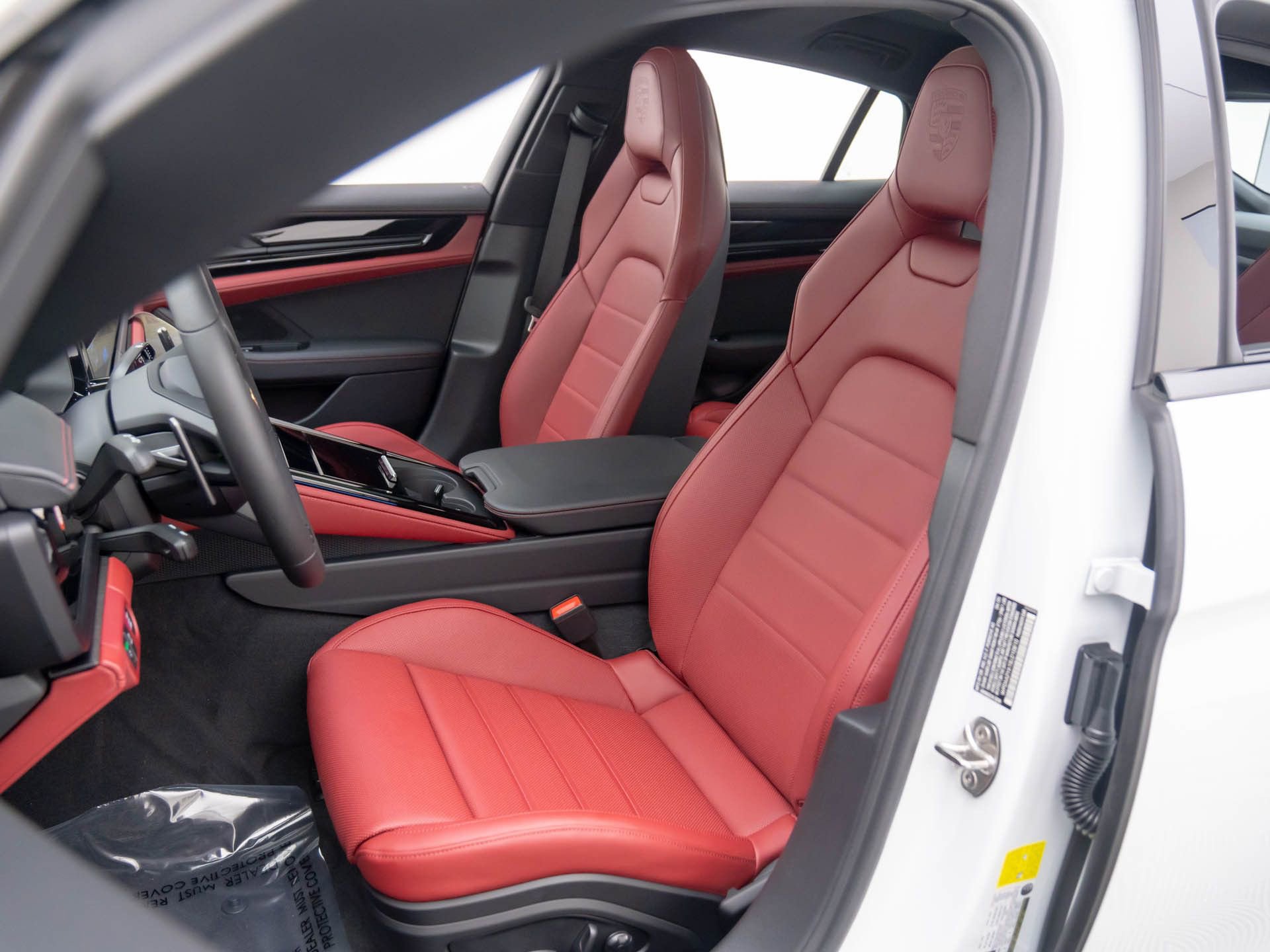 New 2025 Porsche Panamera 4 image 5