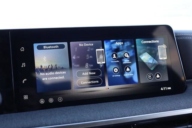 New 2026 Nissan Kicks SV w/ SV Premium Package image 13