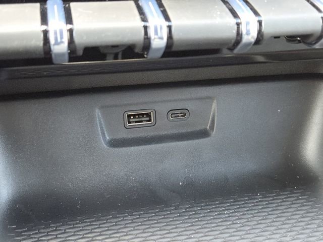 New 2026 GMC Terrain Elevation w/ Black Edition image 8