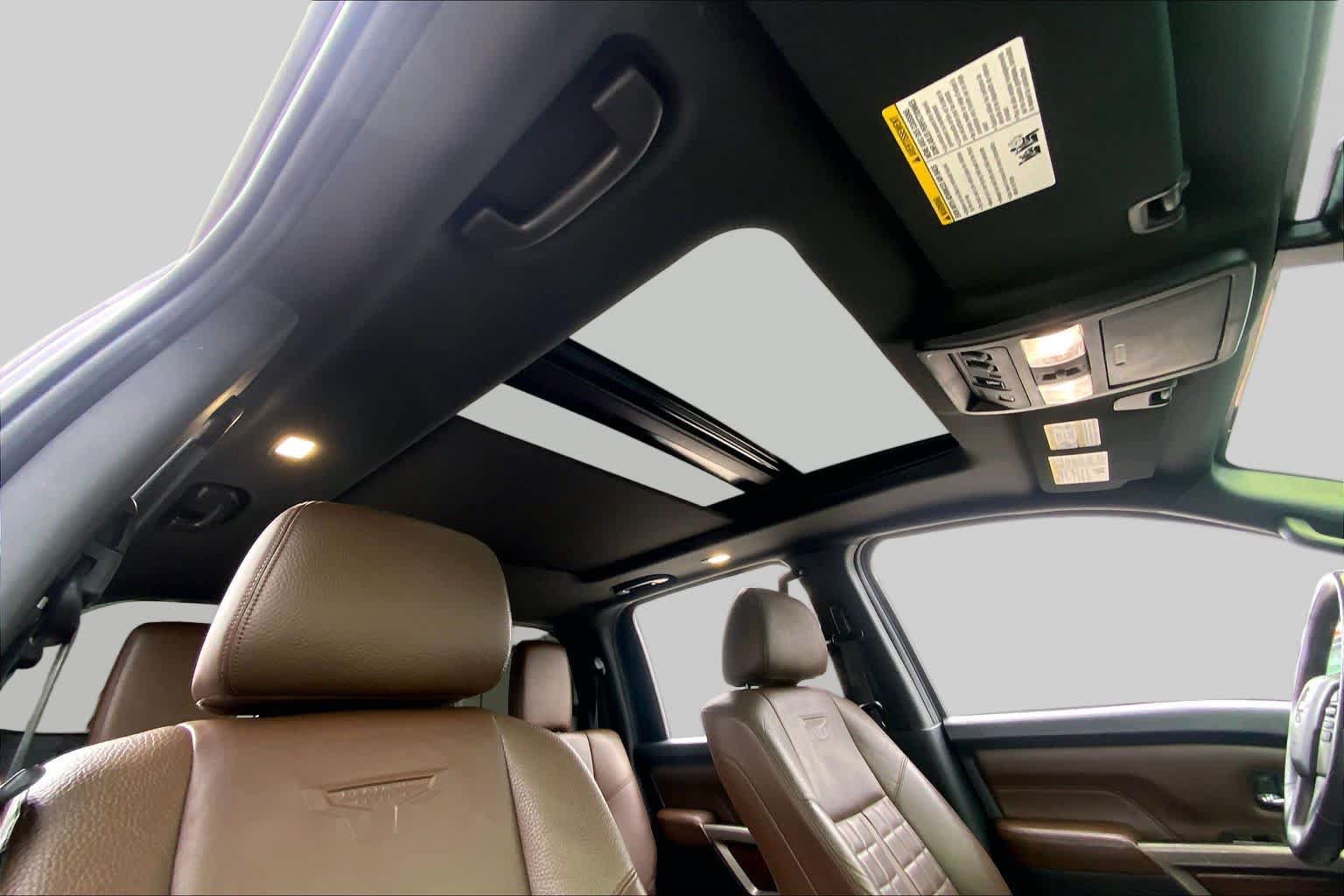 Used 2023 Nissan Titan Platinum Reserve w/ Moonroof Package AWD/4WD image 14