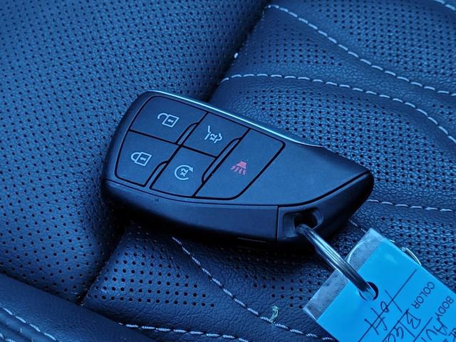 Used 2021 Buick Envision Avenir w/ Technology Package II image 37