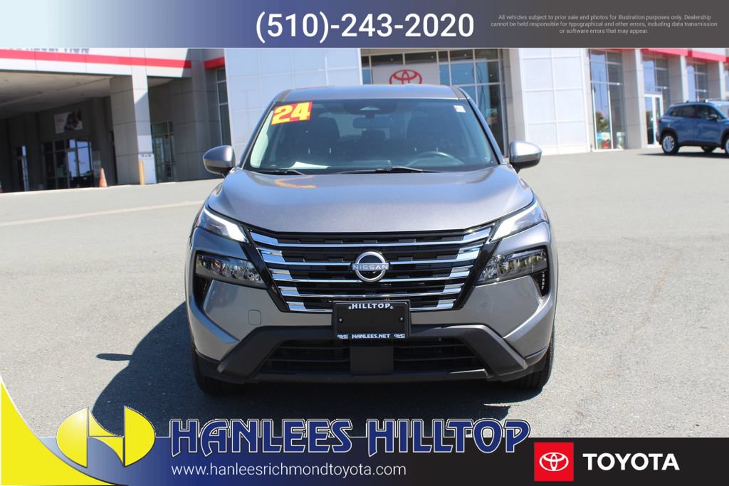 Used 2024 Nissan Rogue SV AWD/4WD image 4