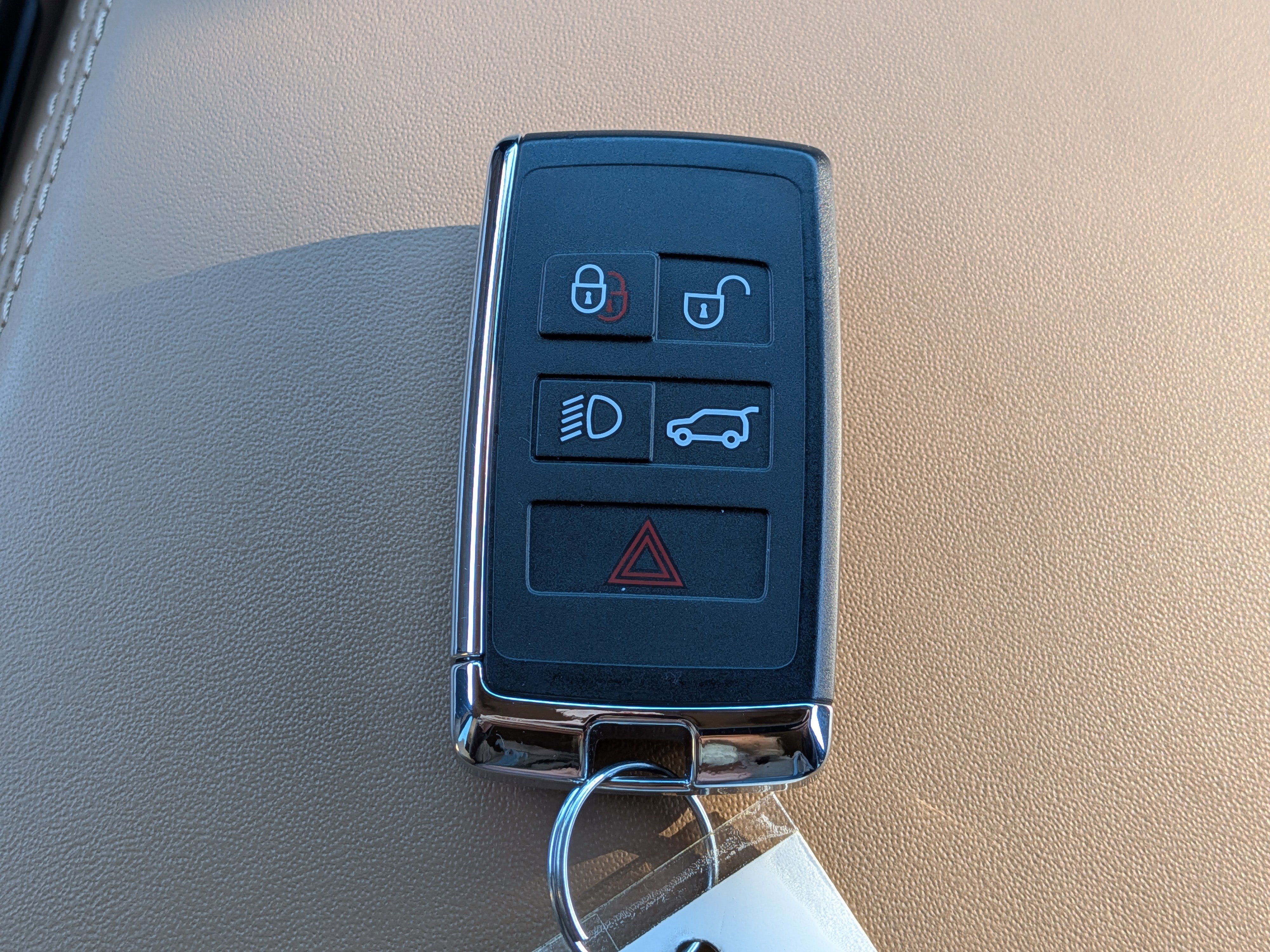 Used 2024 Land Rover Range Rover Sport SE image 38