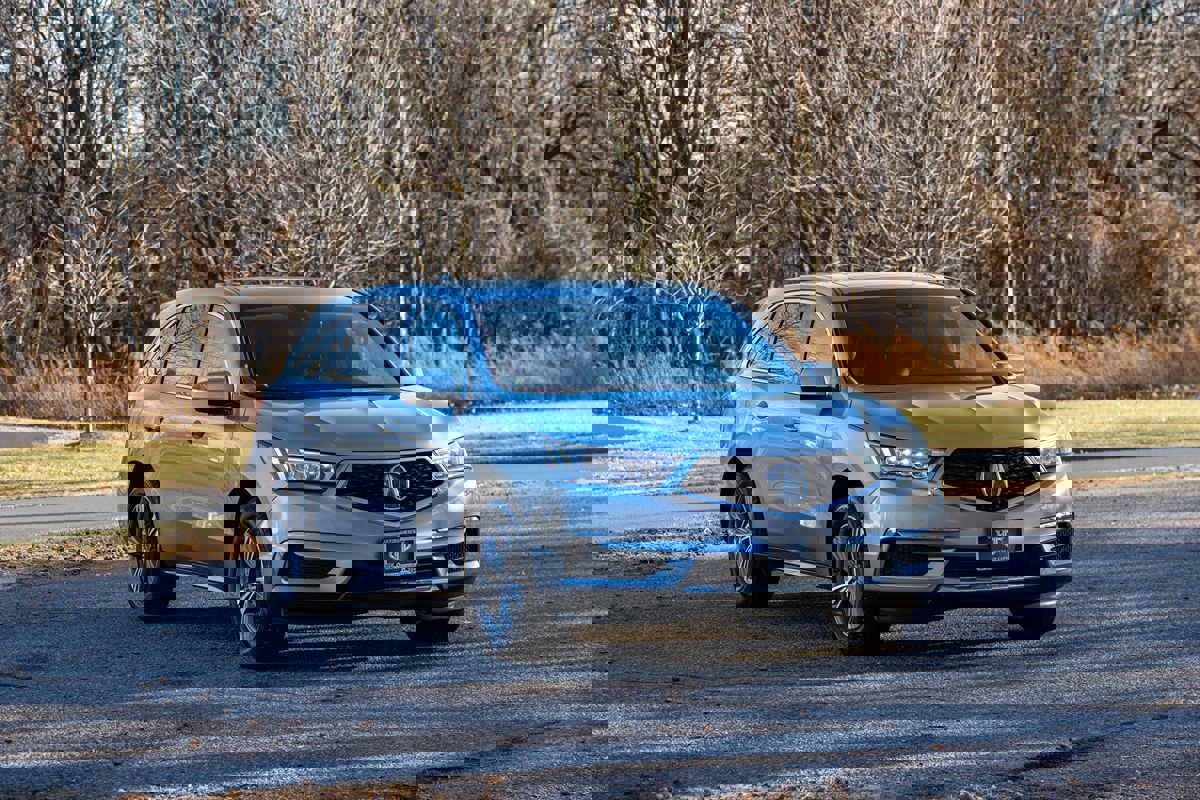 Used 2019 Acura MDX SH-AWD image 2