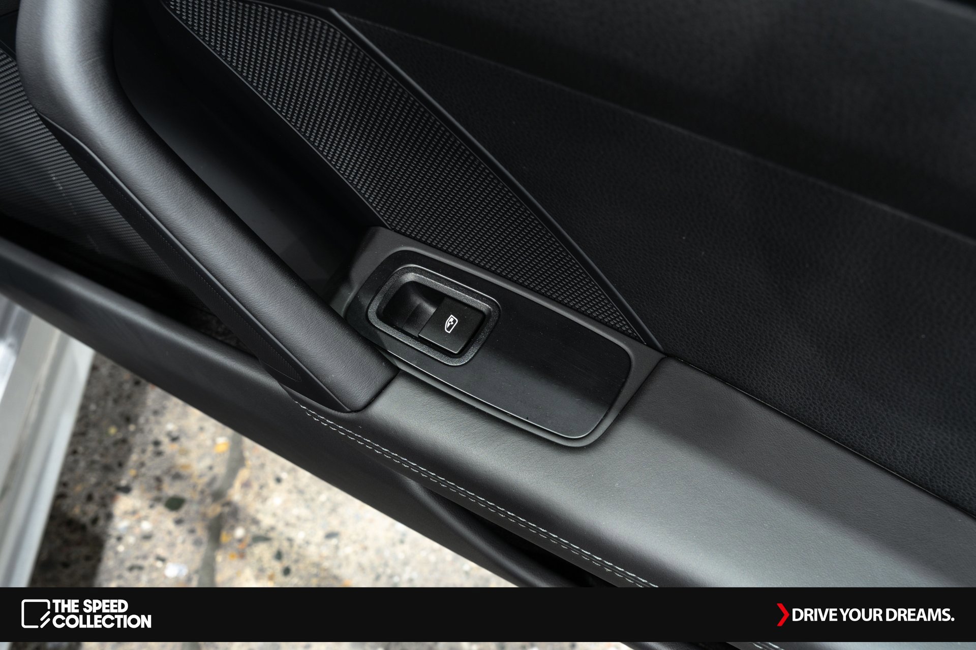 Used 2024 Porsche 911 Carrera T image 17