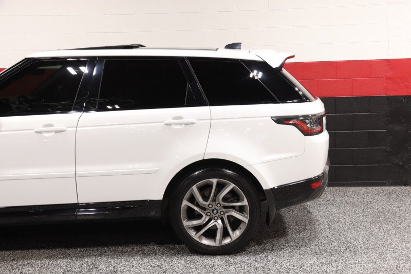 Used 2019 Land Rover Range Rover Sport HSE AWD/4WD image 22